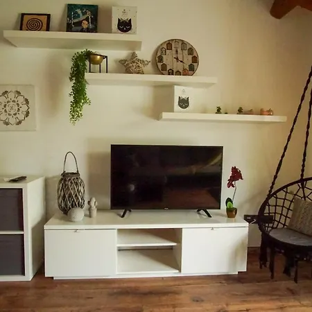 Almademencia Apartmán *